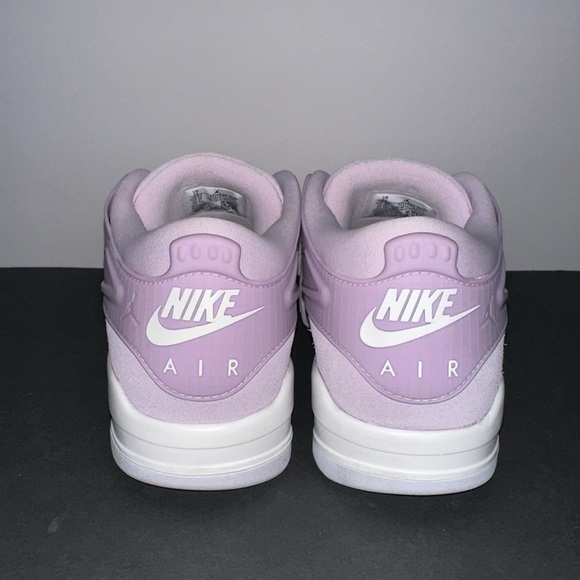 Women’s Air Jordan 4RM Purple - Picture 5 of 6